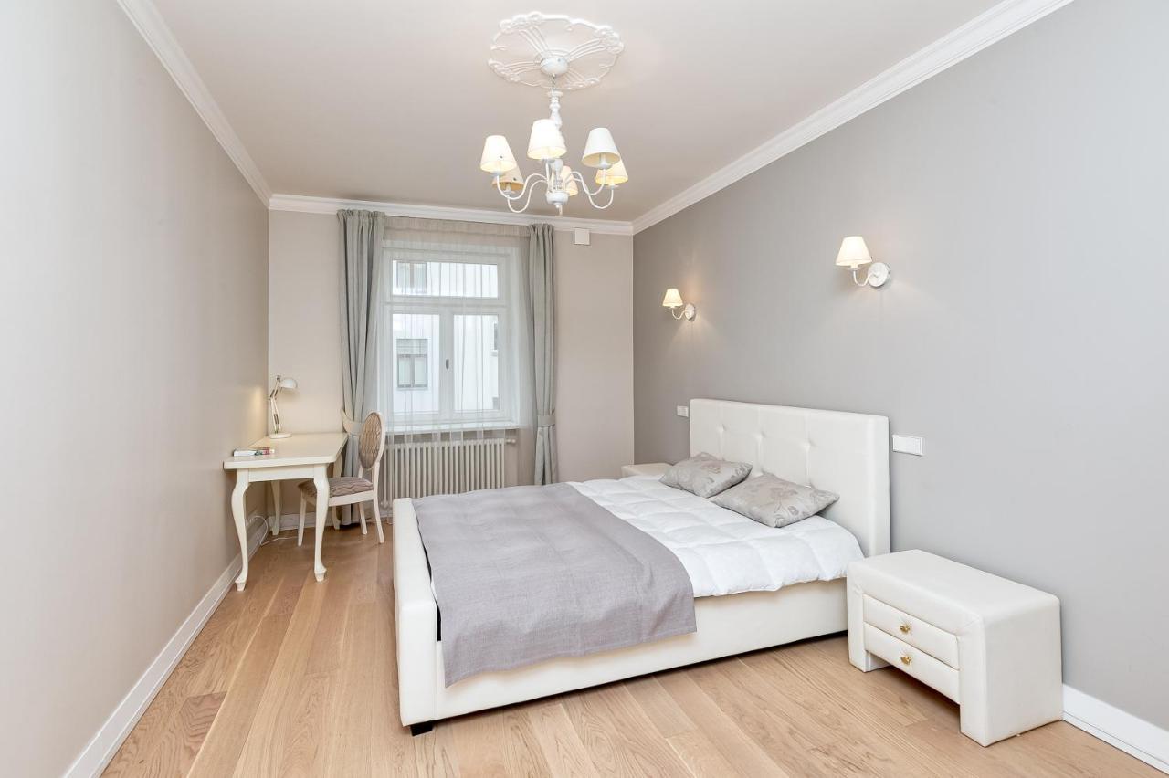 Lumiere Apartment *